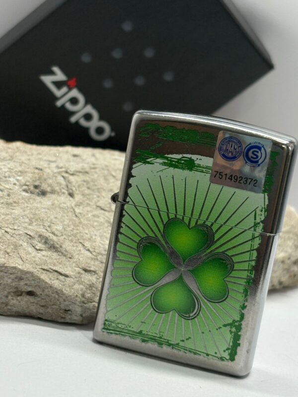 ENCENDEDOR MARCA ZIPPO MODELO 28887