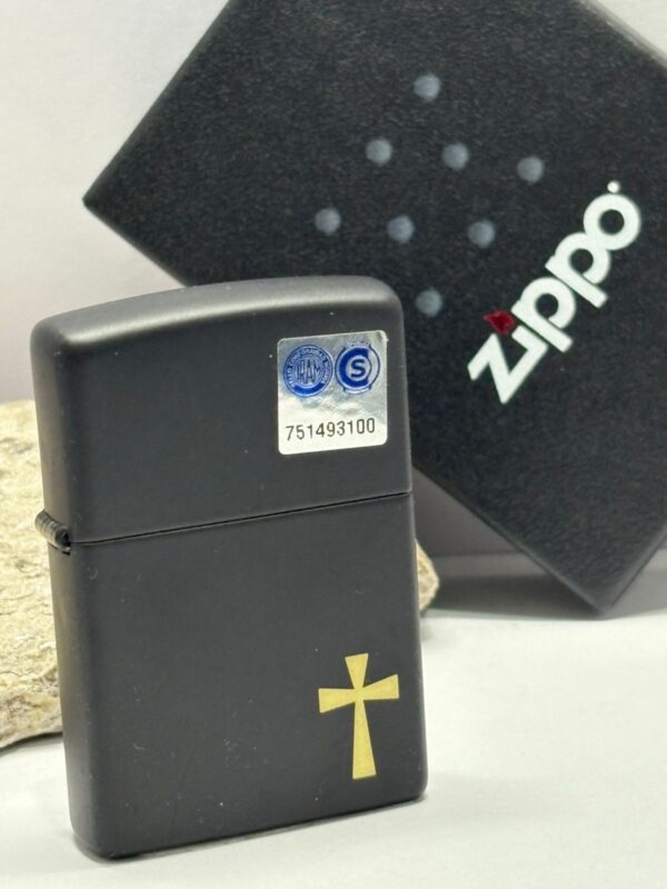 ENCENDEDOR MARCA ZIPPO MODELO 28145