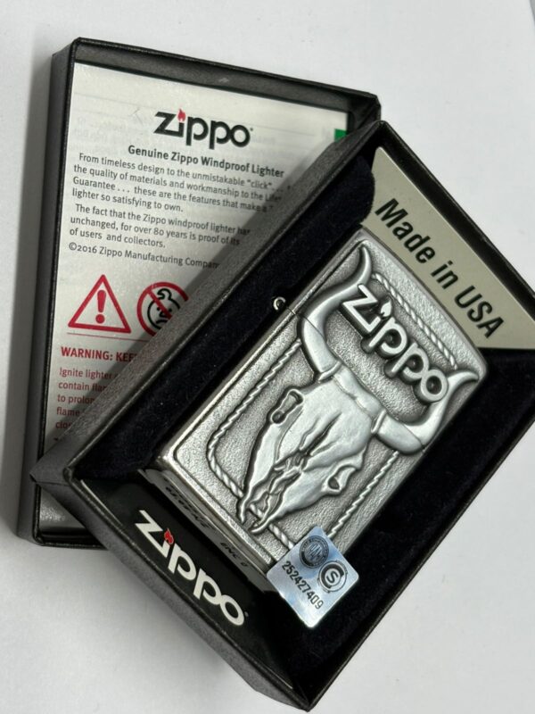 ENCENDEDOR MARCA ZIPPO MODELO 28204 - Image 2