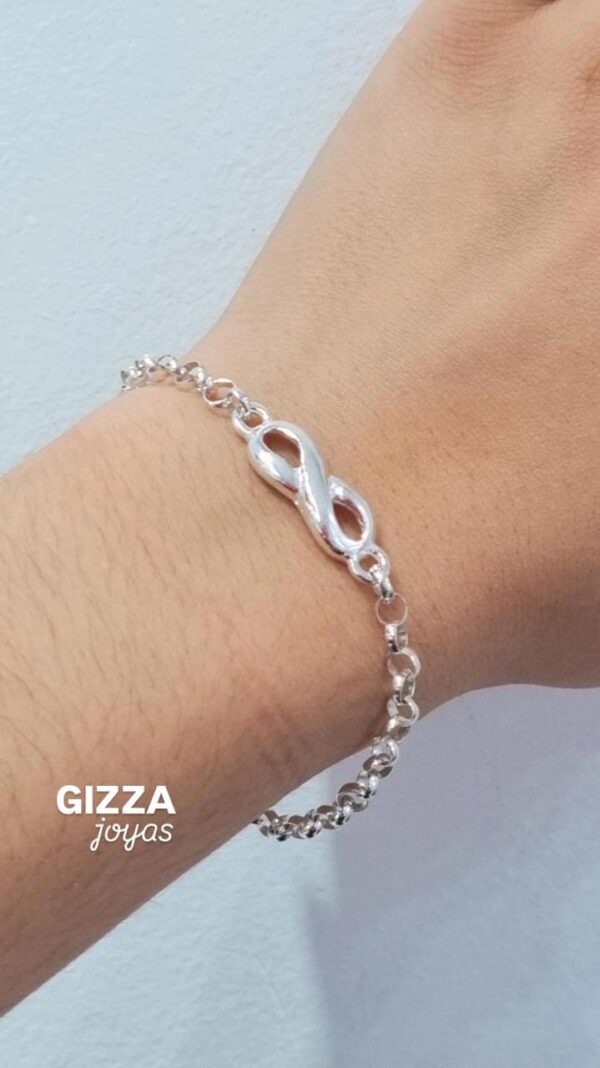 PULSERA DE PLATA CON DIJE INFINITO