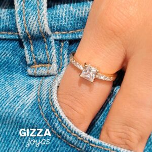 ANILLO de acero bañado en dorado con strass cuadrado