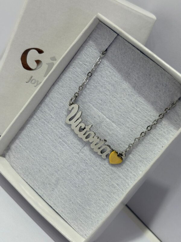 CONJUNTO CON NOMBRE "VICTORIA"