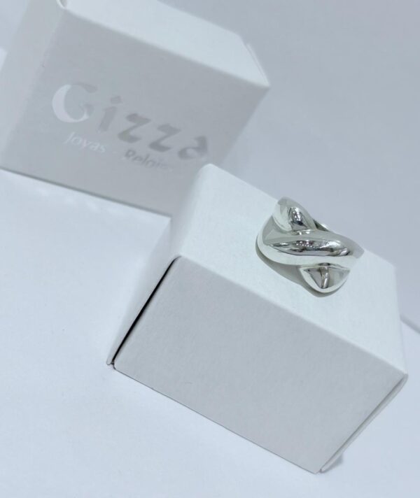 ANILLO DE PLATA MODELO CRUZADO - Image 2