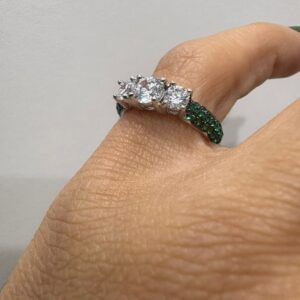ANILLO LINEA ROSE CON TRES PIERDRAS CENTRALES