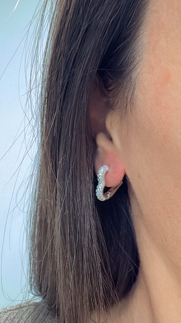 AROS DE ACERO BLANCO CUBANO CON FORMATO CORAZÓN