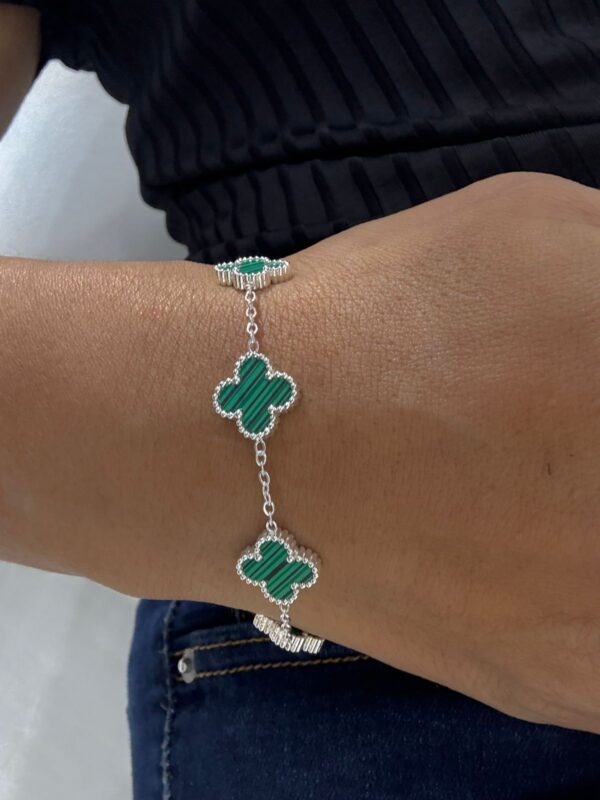 PULSERA DE ACERO BLANCO TREBOL