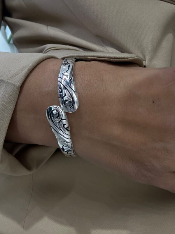 PULSERA DE ACERO BLANCO MODELO ESCLAVA