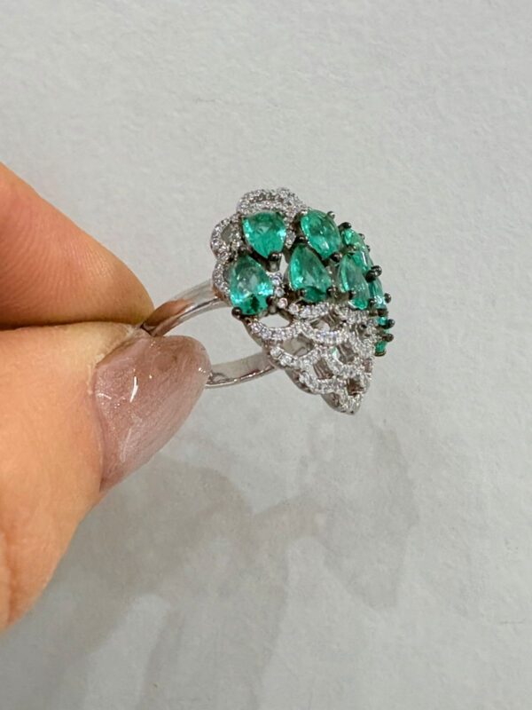 ANILLO de plata rodianda con piedras color verde y blanca - Image 2