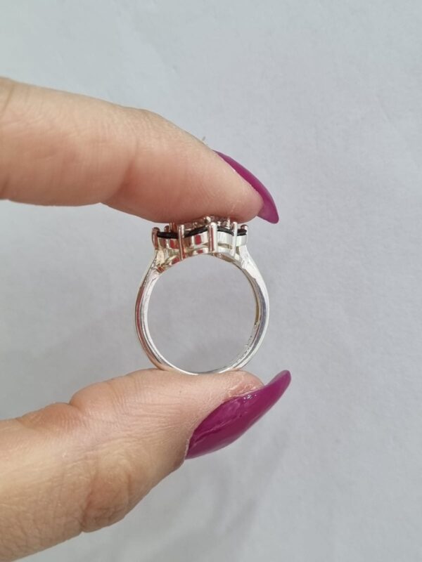 ANILLO de plata modelo "Flor" con piedras blancas y negras n13 - Image 4