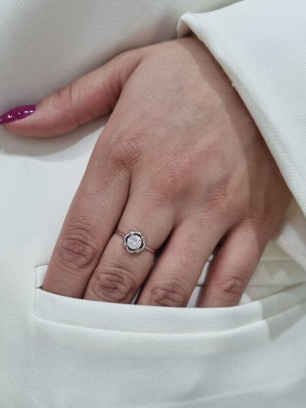 ANILLO de plata rodinada con piedra n13