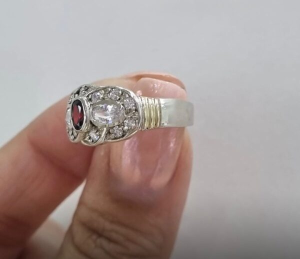 ANILLO de plata con oro y piedras blancas /roja n14 - Image 2