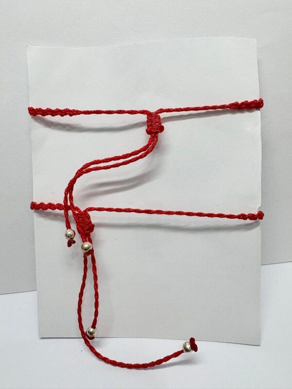 Set de pulseras de "HILO ROJO" - Image 3