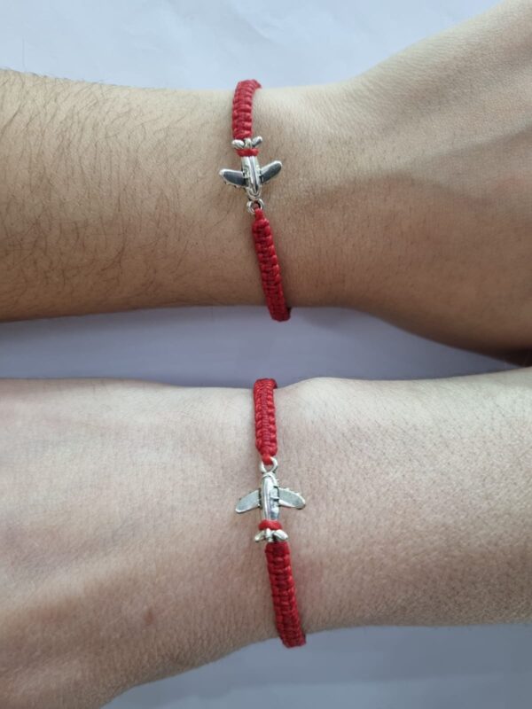 SET de pulseras de hilo modelo "VIAJE"