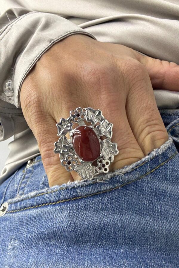 ANILLO de acero con simil piedra central