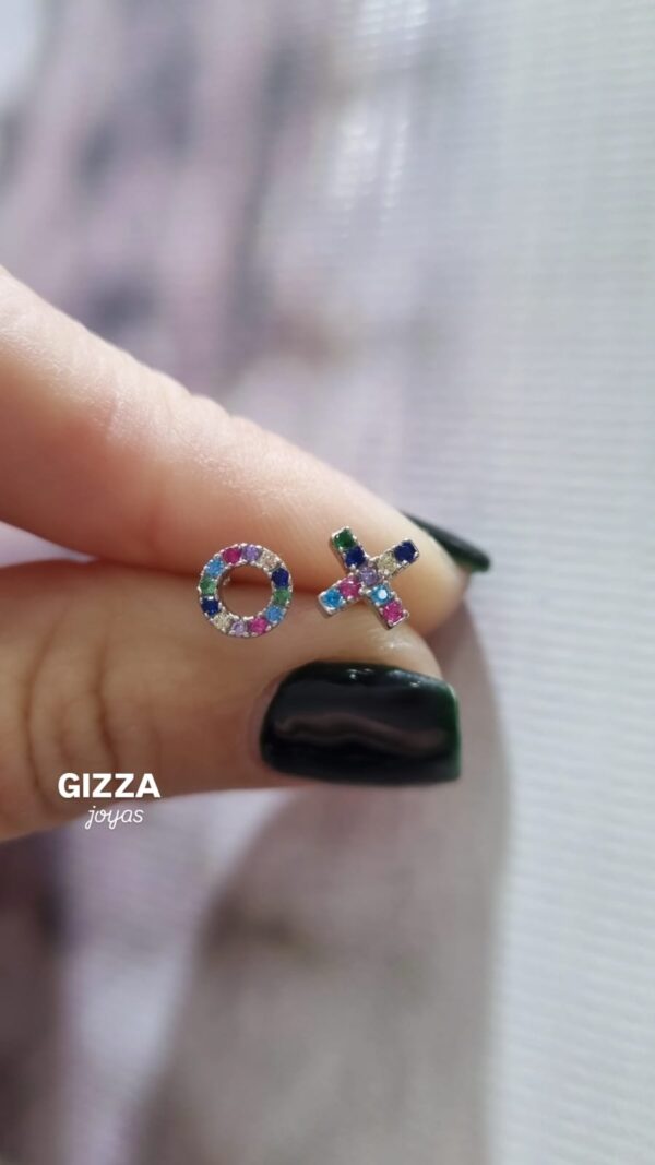 AROS de plata rodinada modelo CIRCULO Y CRUZ con piedras