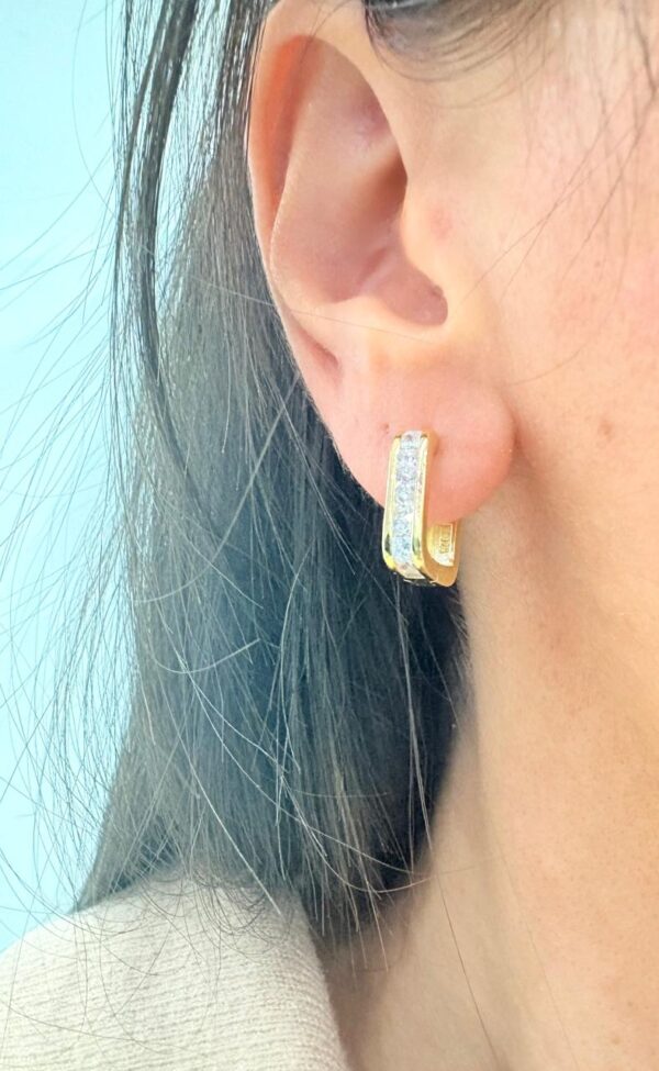 AROS de plata rodinada en dorado modelo cubanos cuadrados con piedras