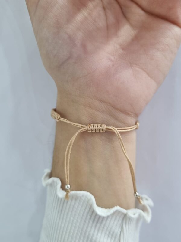 PULSERA ajustable de hilo BEIGE con ESTRELLA de cristal europeo - Image 2
