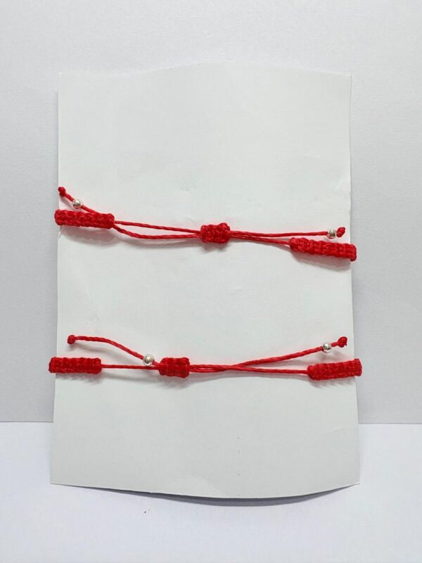 Set de pulseras de hilo diseño "AMIGAS" - Image 3