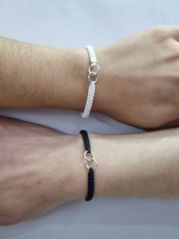Set de pulseras de hilo y YING-YANG