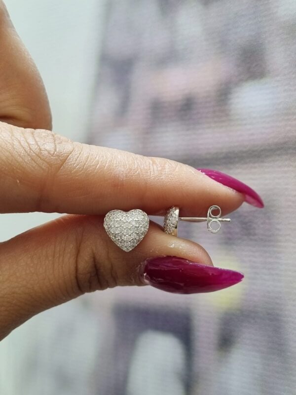 AROS de plata rodinada modelo corazon con piedras