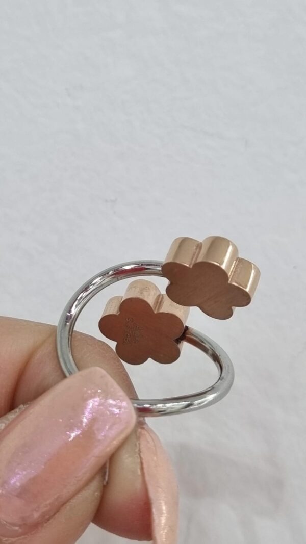 ANILLO de acero con FLOR rose - Image 2