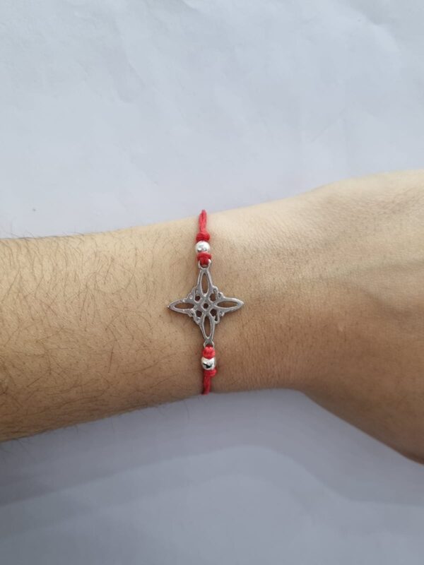 PULSERAde hilo y bijou modelo NUDO DE BRUJA