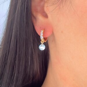 AROS de acero dorado modelo colgante con strass
