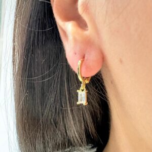 AROS DE ACERO DORADO MODELO COLGANTES CON STRASS PEGADOS
