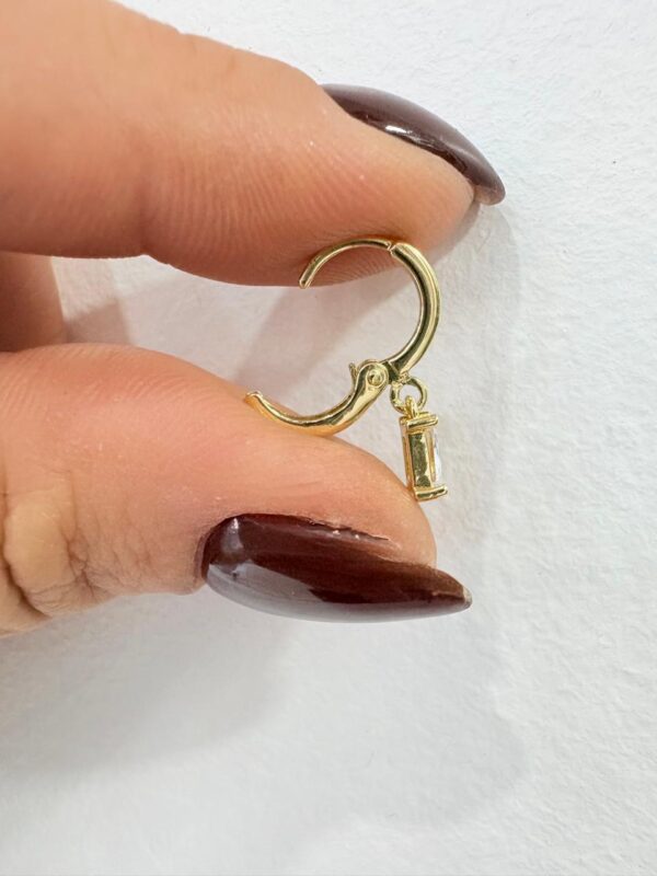 AROS DE ACERO DORADO MODELO COLGANTES CON STRASS PEGADOS - Image 4
