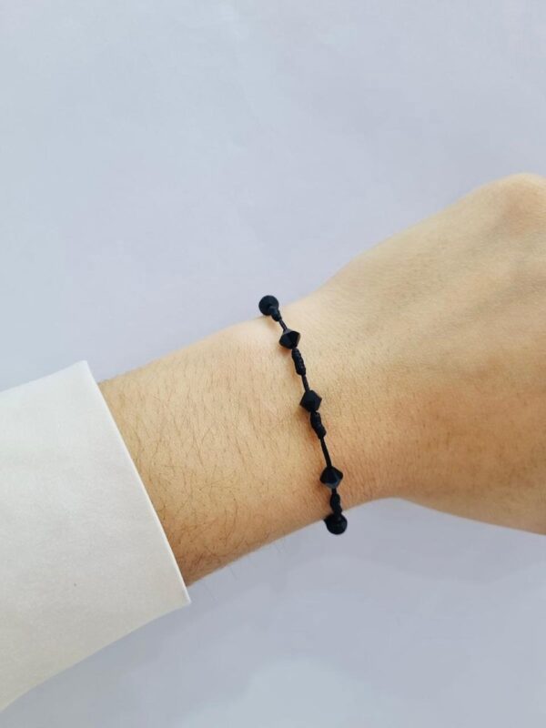 PULSERA ajustable de hilo con cristal europeo color negro - Image 4