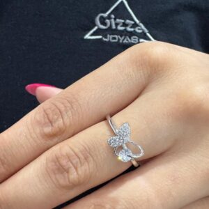 ANILLO de plata rodinada modelo "Mariposa", ajustable