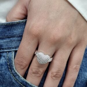 ANILLO de acero blanco modelo "CORAZON con CADENAS"