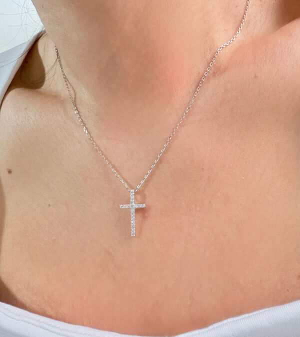 CONJUNTO de plata rodinada modelo con CRUZ con piedras