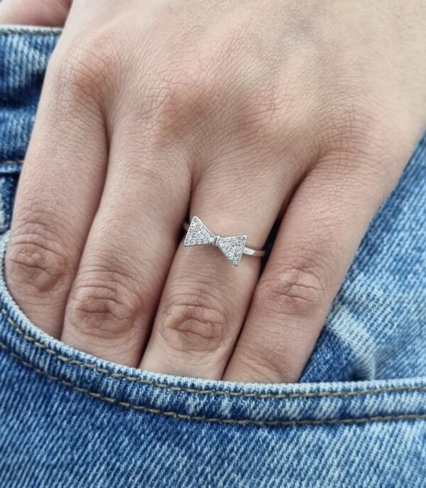 ANILLO de plata rodinada diseño "Moño" N°10