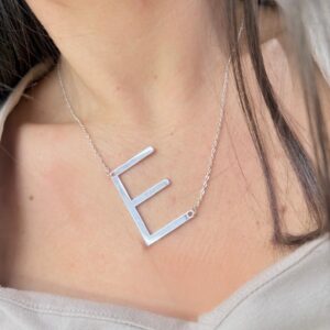 CADENA DE ACERO BLANCO CON INICIAL "E"