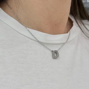 CONJUNTO de acero diseño con incial "D"
