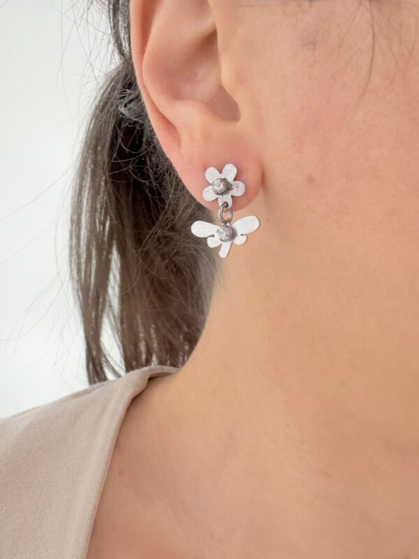 AROS DE ACERO MODELO LIBÉLULA COLGANTE
