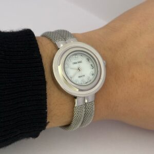 RELOJ ONA SAEZ modelo 1803 de metal