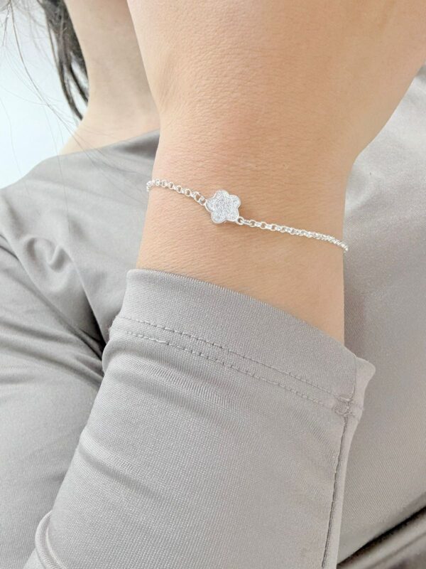 PULSERA de plata diseño "FLOR"