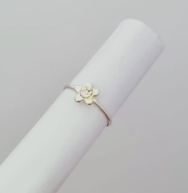 ANILLO de plata modelo "FLOR"  N°7