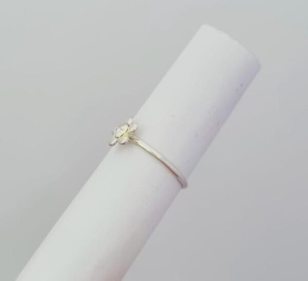 ANILLO de plata modelo "FLOR"  N°7 - Image 2