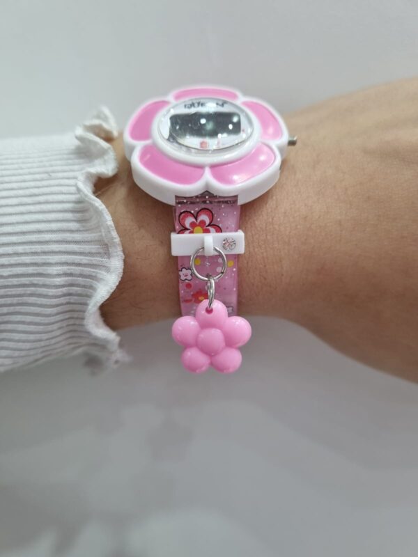 RELOJ PARA NIÑO LINEA DIGITAL CON FLOR - Image 3