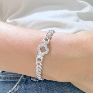 PULSERA de acero blanco diseño con "TREBOL"