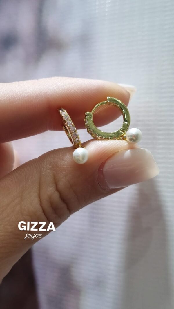 AROS de acero dorado diseño colgante con perla - Image 2