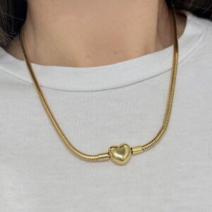 CADENA de acero dorado diseño semi rigido con cierre corazon de 45cm