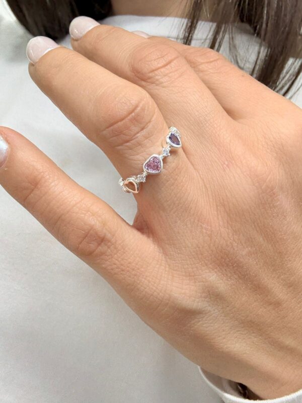 ANILLO de acero blanco diseño "SIN FIN DE CORAZONES"