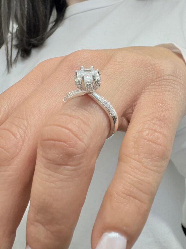 ANILLO de acero blanco tipo cintillo
