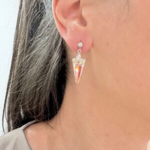 AROS DE PLATA CON CRISTAL EUROPEO MODELO PENDULO COLOR AURORA BOREAL