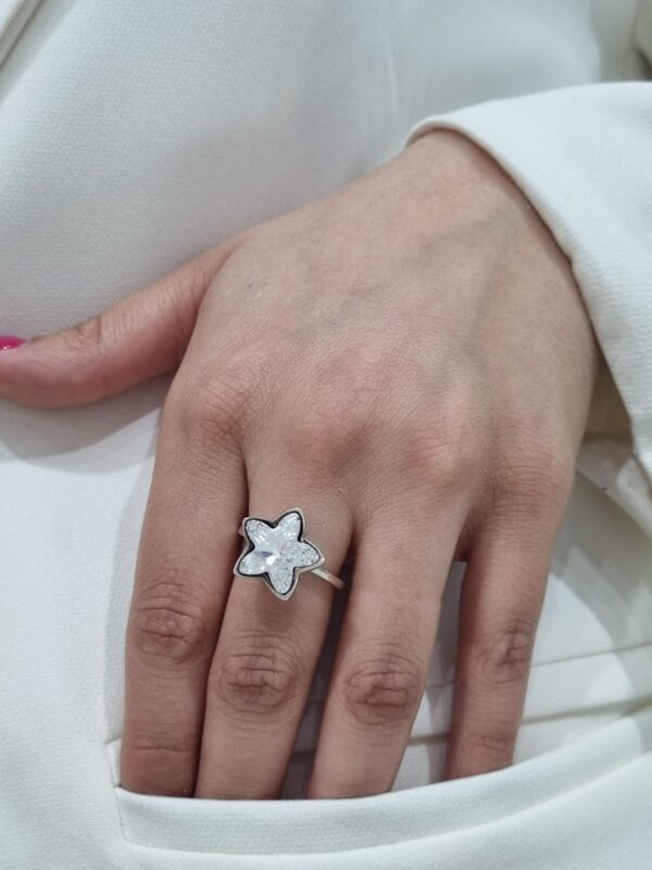 ANILLO de plata con cristal europeo diseño estrella ,regulable