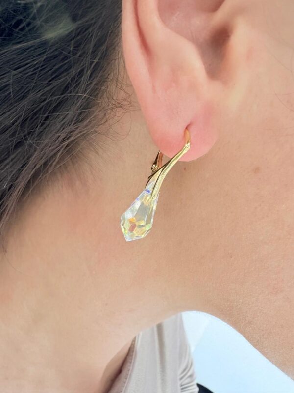 AROS DE PLATA RODINADA EN DORADO MODELO GOTA N3 FACETADO